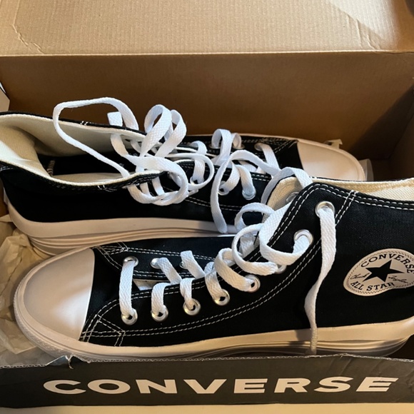 BRAND NEW Black Converse All Star Move - Picture 2 of 2